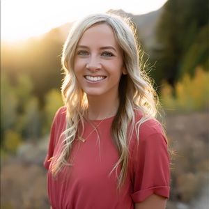 Meet your Posher, Jenny